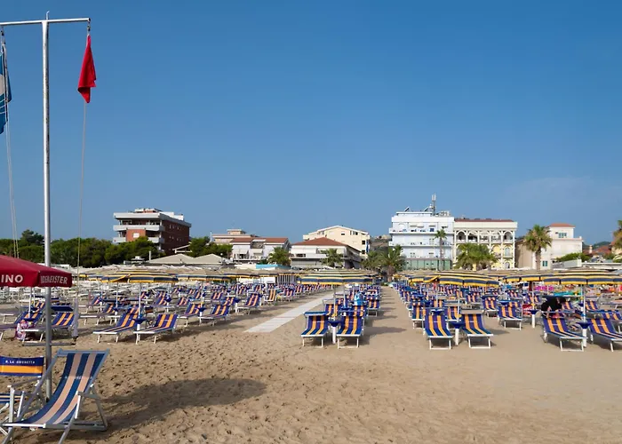 Hotel La Sirenetta 3*